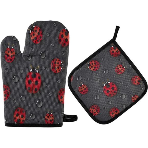 Oven Mitt Pot Holder Set Ladybugs WaterDrop Pattern Heat Resistant Quilted Glove - Picture 1 of 5
